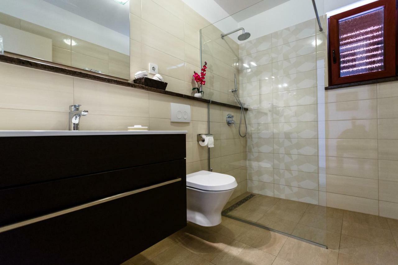 Villa Aria 1 Малинска Экстерьер фото
