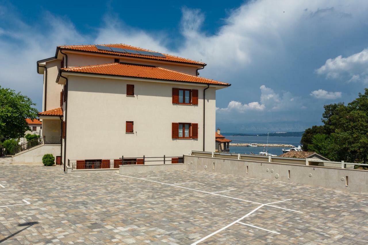 Villa Aria 1 Малинска Экстерьер фото