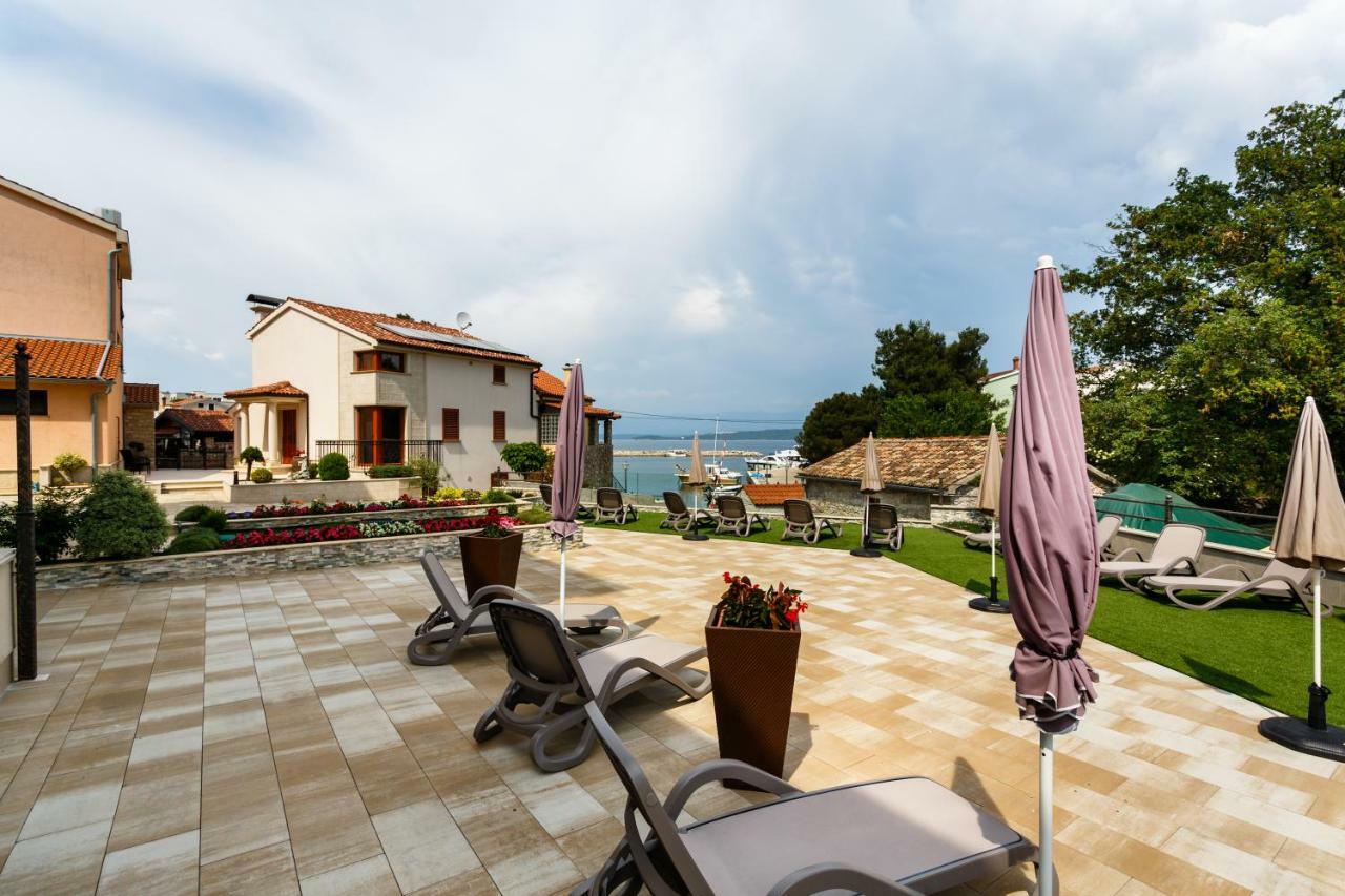 Villa Aria 1 Малинска Экстерьер фото